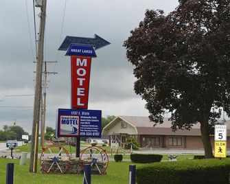 グレート レイクス モーテル フリーモント - フレモント - 建物