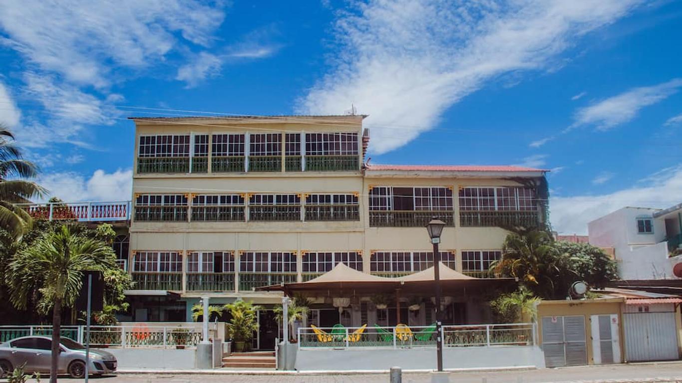 Hotel Peten