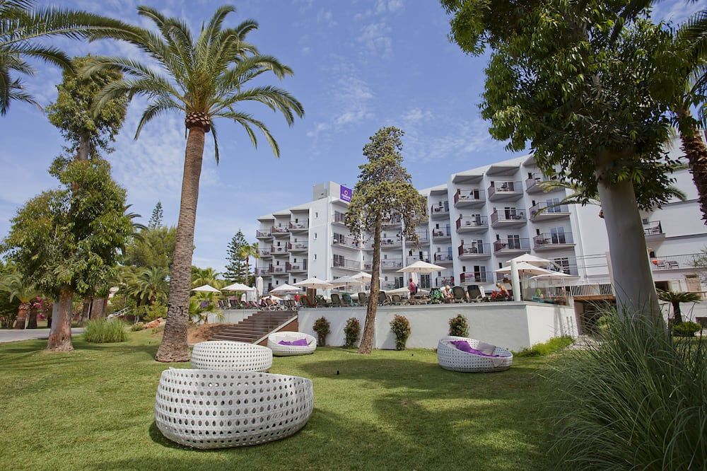 فيرغوس بيرموداس - بالما نوفا - مبنى