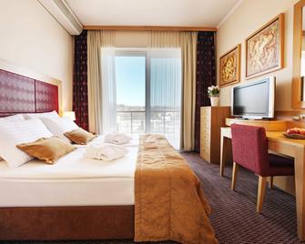 Grand Hotel Primus - Terme Ptuj - Sava Hotels & Resorts - Ptuj - Bedroom