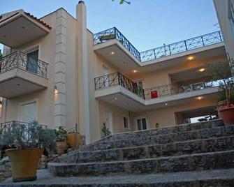 Areti & Maria Apartments - Gytheio - Building