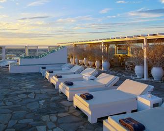 米科諾斯灣酒店 - 米科諾斯 - 米科諾斯島/麥科諾斯島 - 游泳池