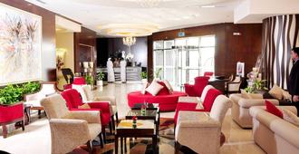 Ewan Ajman Suites Hotel - Ajman - Hall d’entrée