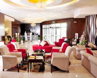 Ewan Ajman Suites Hotel - Ajman - Lobby