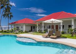 Gran Villa at Green Turtle Residences - Zamboanguita - Pool