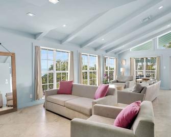 Lime Tree Bay Resort - Islamorada - Olohuone