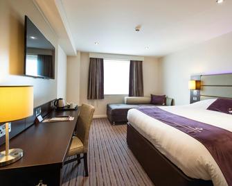Premier Inn Farnborough Town Centre - Farnborough - Спальня