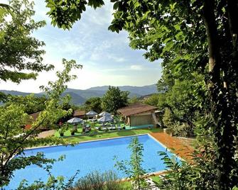 Hotel Sa Muvara - Aritzo - Pool