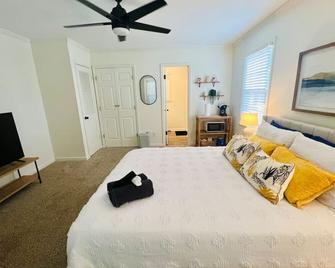 Homey little Suite in Columbia TN - Columbia - Bedroom