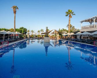 Bodrum Golden Beach Hotel - Turgutreis - Pool