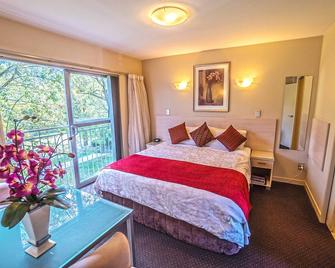 162 كينجز أوف ريكارتون موتل - تشريستتشورتش - غرفة نوم