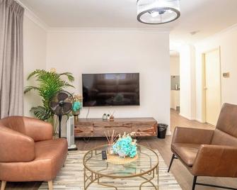 3bedroom Townhouse at Dundas - Sydney - Living room