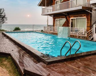 Morjim/Dallas Beach Resorts - Morjim