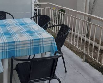 Irini rooms Olympiada - Olimpiada - Balcón