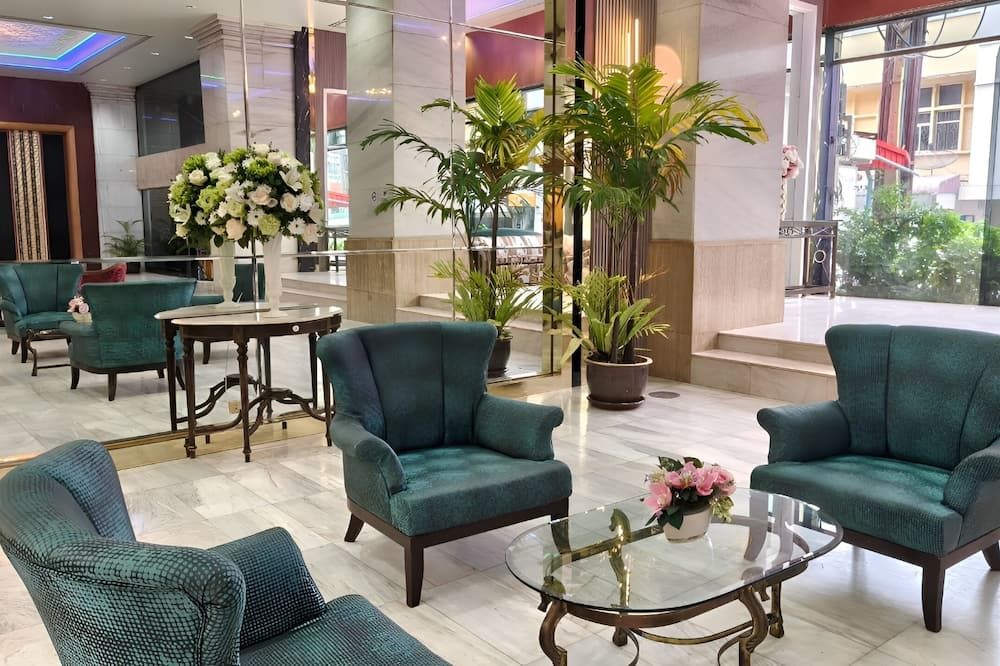 Asian Hotel - האט יאי - טרקלין
