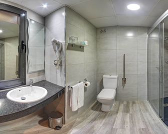Hotel Nuevo Triunfo - Barcelona - Baño