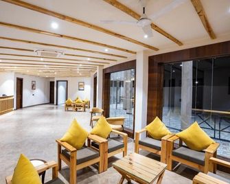 Shervani Pebbles & Pines Resort & Spa, Corbett - Rāmnagar