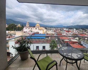 Hotel Trueba - Orizaba - Balkon