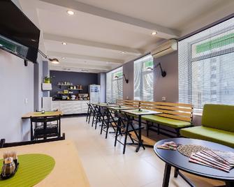 Live hotel by Original Hotels - Ekaterinburgo - Restaurante