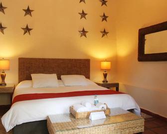 Hotel Parador Vernal - Bernal - Slaapkamer
