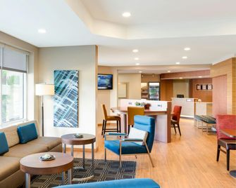 TownePlace Suites by Marriott Toledo Perrysburg - Perrysburg - Lobby