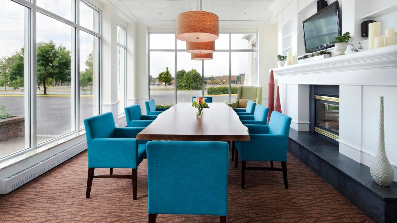 Hilton Garden Inn Montreal Airport