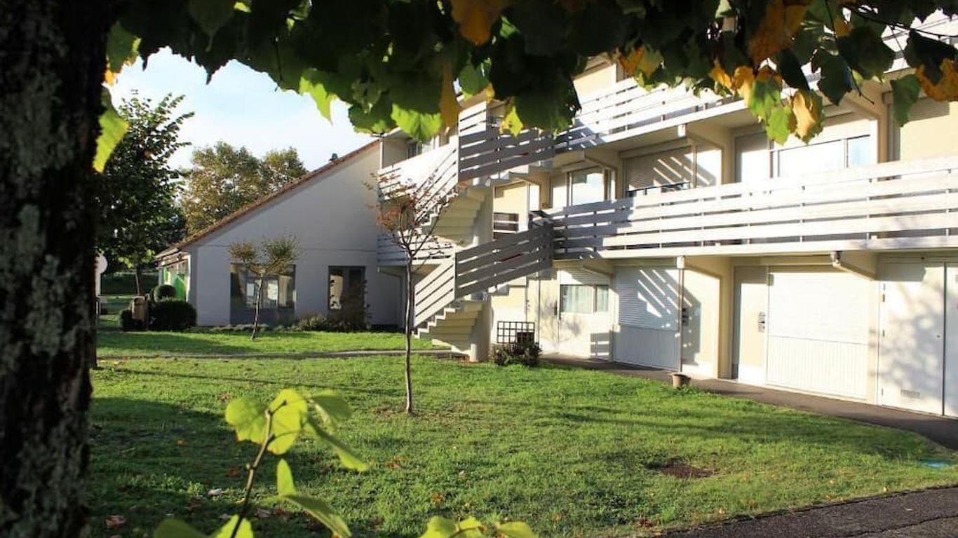 Ampaline Hotel - Perigueux Boulazac