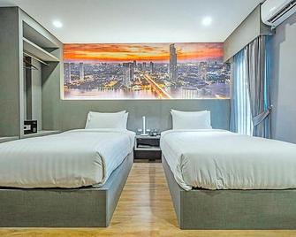 Hyde Park Hotel Bangkok - Bangkok - Bedroom
