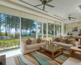 Andaman Pool Villas - Mai Khao - Living room