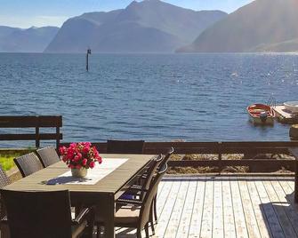 Nice home in Skodje with house sea view - Skodje - Balcón