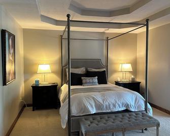 Hickory Hill Estates (Muncie) - Muncie - Bedroom