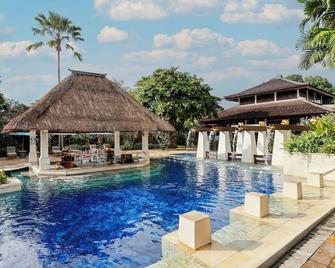 Rama Beach Resort and Villas - Kuta - Pool