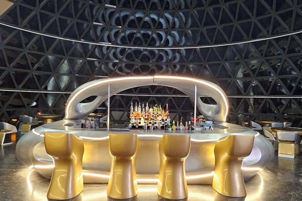 كلير سكاي ريزورتس - بريس كانيون يونيك ستارجازينج دومس - كانونفيل - بار