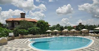 Green Park Chitwan - Sauraha - Pool