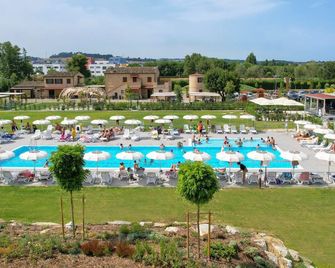 Moretti Country House - Civitanova Marche - Pool