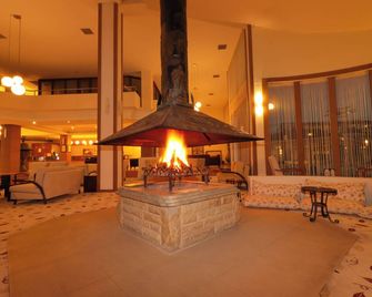 Lycus River Thermal Hotel - Hierápolis