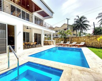 Oceanview Villa 4 bed 6 bath w/ private pool & jacuzzi. More benefits available - Cabarete - Pool