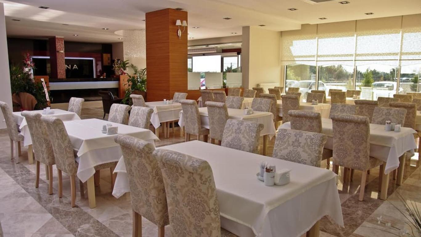Tuna Hotel