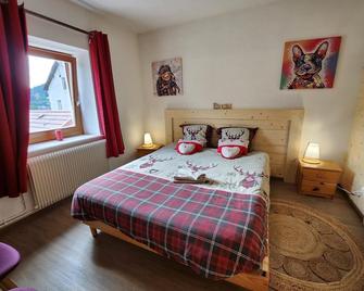 2-person 'Myosotis' gite with SPA in the residence - Ventron - Slaapkamer