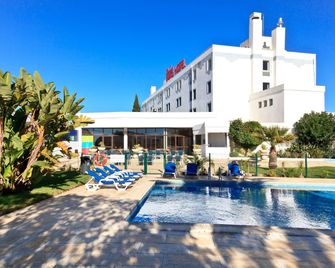 ibis Faro Algarve - Faro - Building