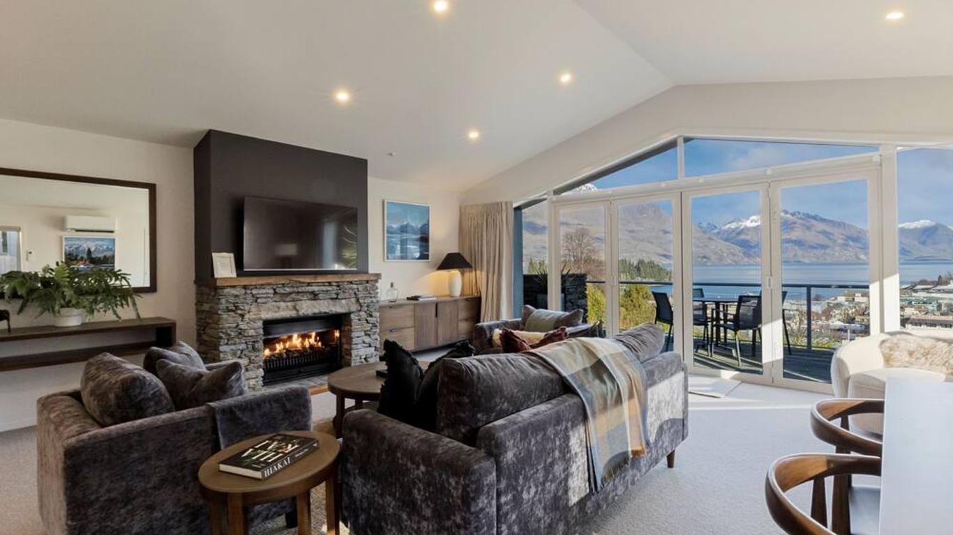 Queenstown House Bed & Breakfast and Apartments