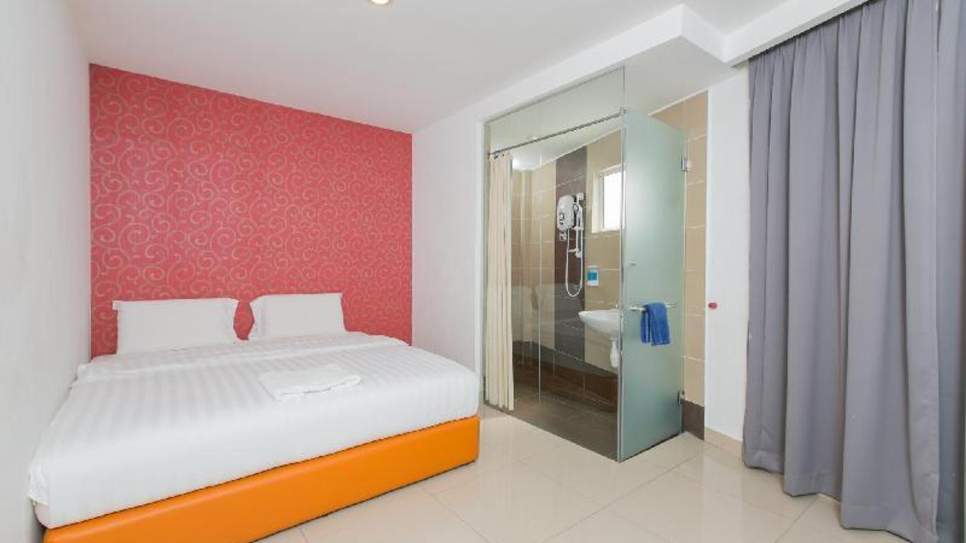 1 ホテル マーコタ チェラス