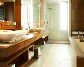 Hotel Le Germain Calgary - Calgary - Bathroom
