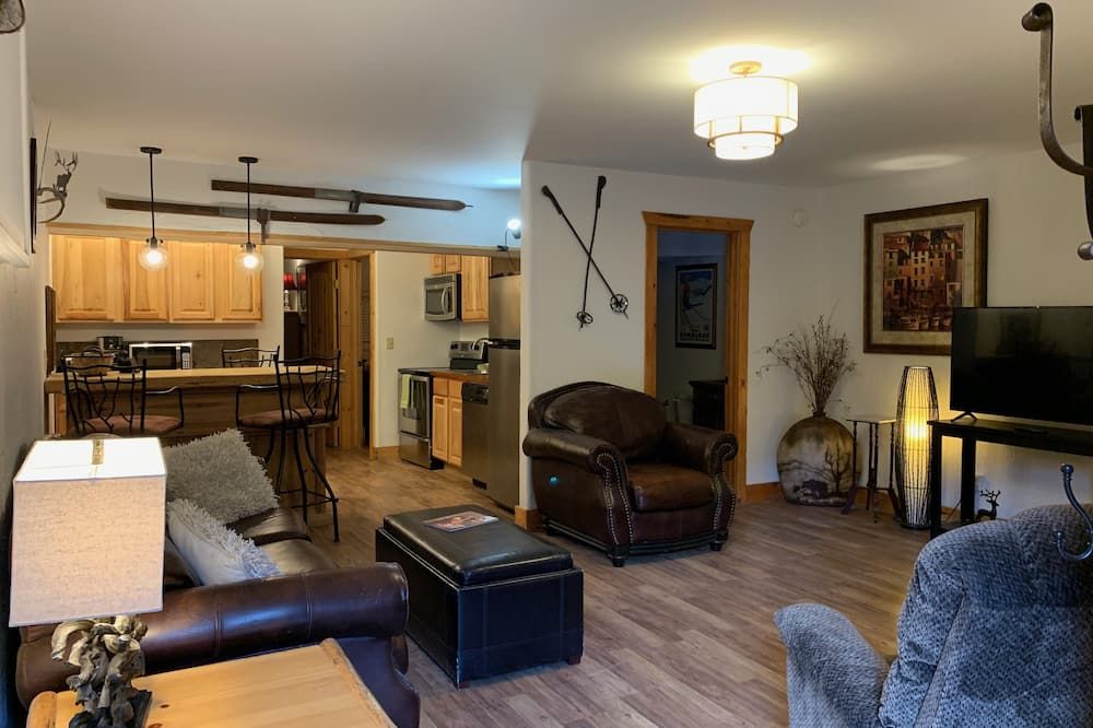 A Wilderness Perch In The Pines - Taos Ski Valley - Sala de estar