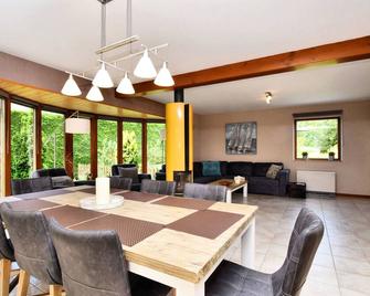 Beautiful Holiday Home in Durbuy With Garden - Septon - Comedor