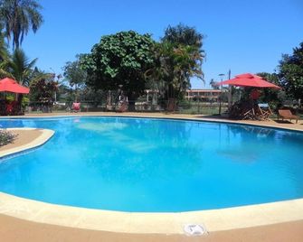 Hotel Tropical - Puerto Iguazú - Piscina