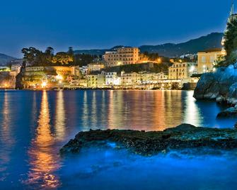Hilton Sorrento Palace - Σορέντο - Κτίριο
