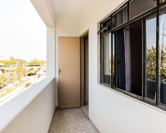 Nóbrega Hotel - Próximo ao Aeroporto de Congonhas - Sao Paulo - Balcony