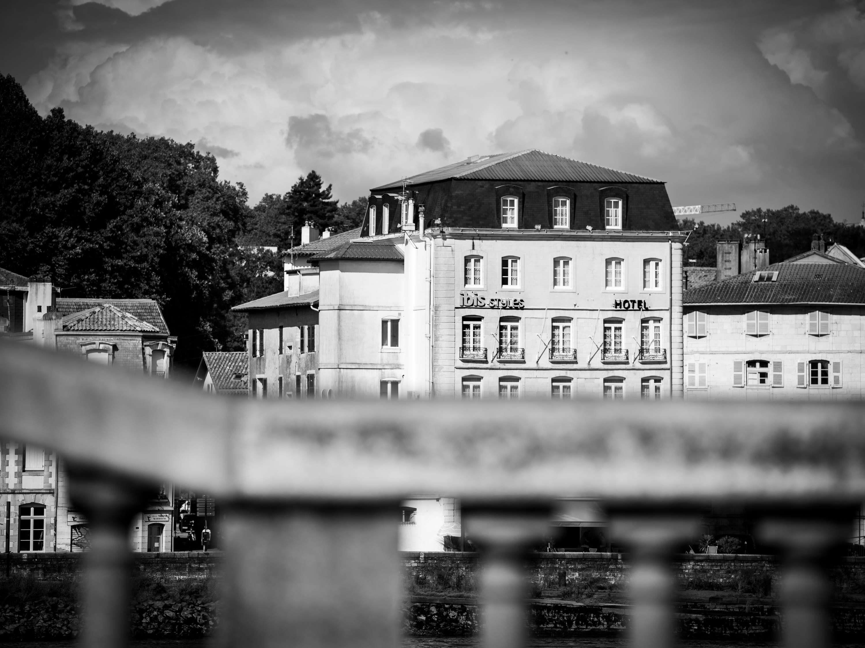 ibis Styles Bayonne Centre Gare - Bayona - Edificio