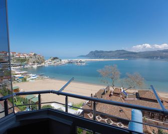 Ay Isigi Pansiyon - Amasra - Balcony